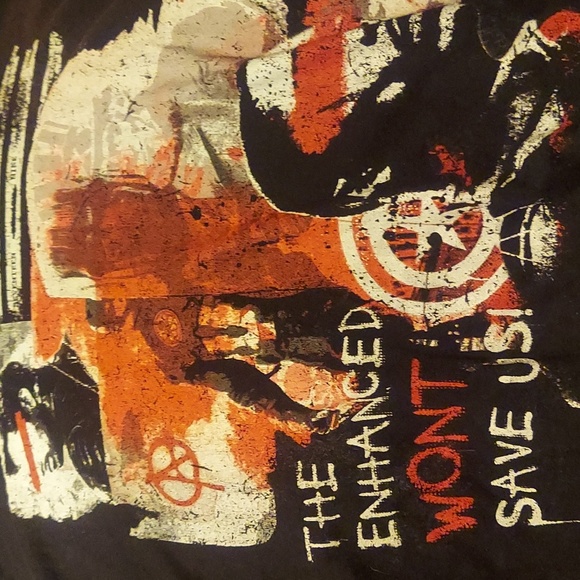 dystopian futuristic maybe marvel?! Distress vintage graphic tee. - Picture 1 of 4